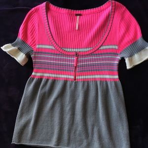 Free People hot pink & gray sweater w/sexy zipper